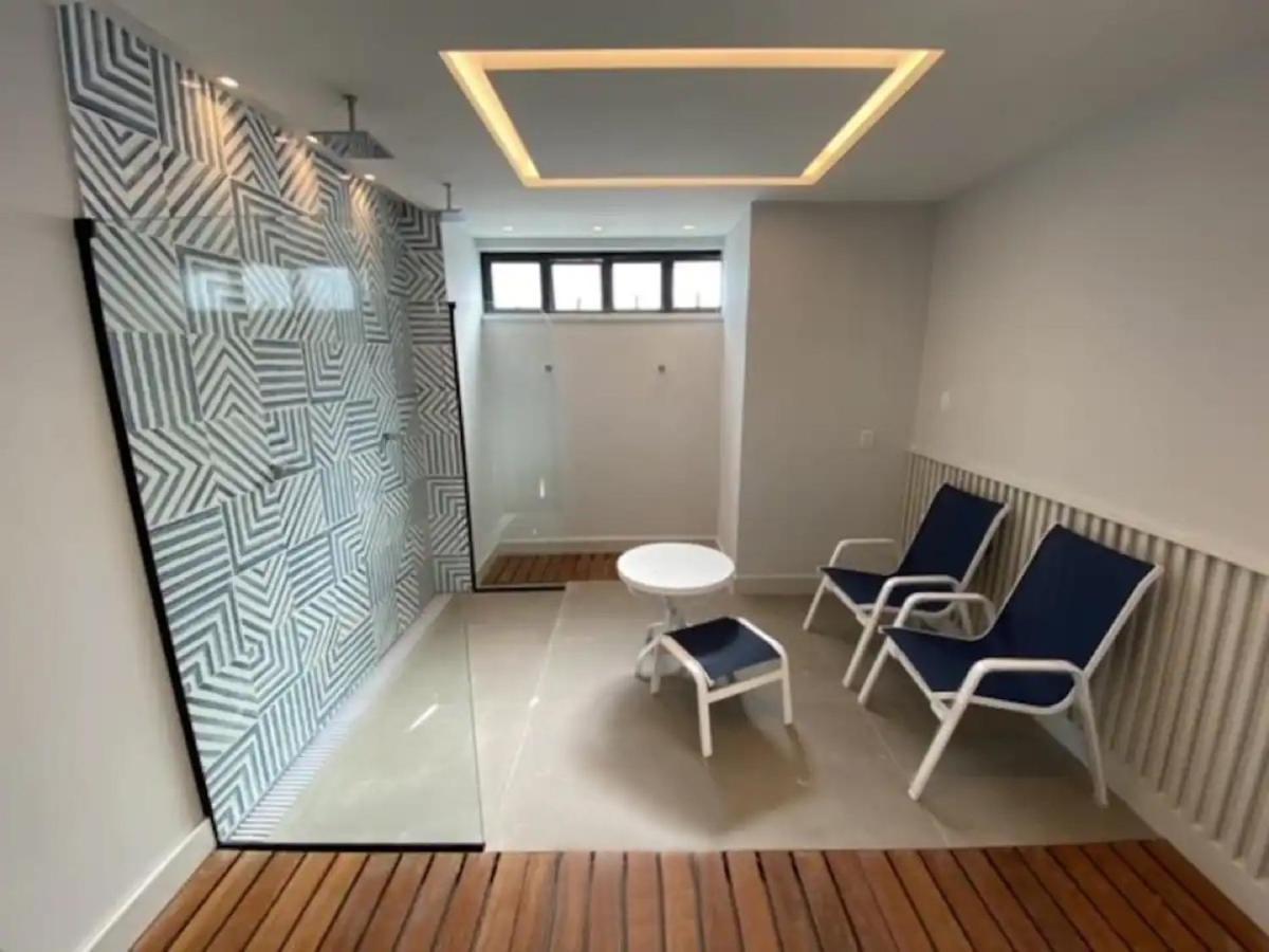 Apartamento 30 Secs To The Beach, 3 Balconies, 2 Bdrms Ensuite Rio de Janeiro