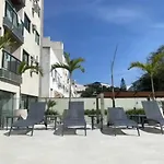 30 Secs To The Beach, 3 Balconies, 2 Bdrms Ensuite